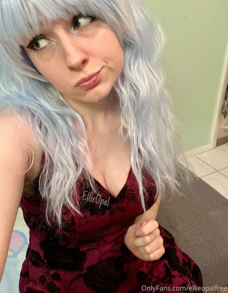 ellieopalfree sex actress pic