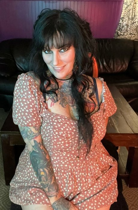 mechanic onlyfans nudes image