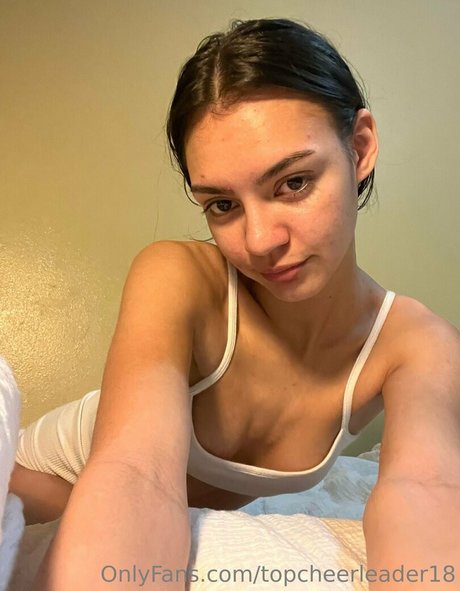 topcheerleader18 model pretty photo