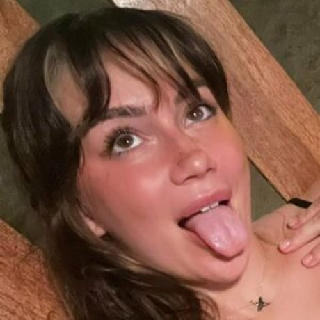 observinglalaxo model exclusive picture