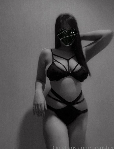 ursushix star exclusive gallery