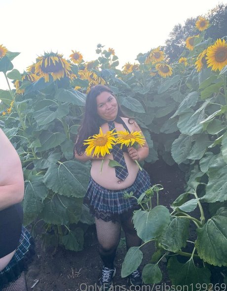 gibson199269 sex model photos