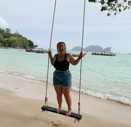 Rebecca Shortt top model pics