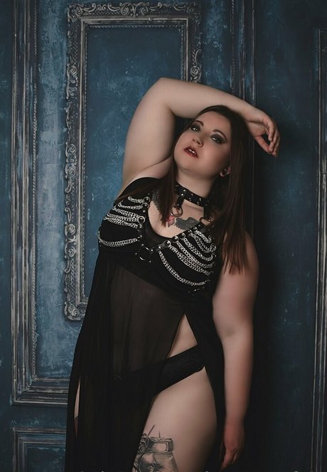 janacurvyfree perfect actress pictures