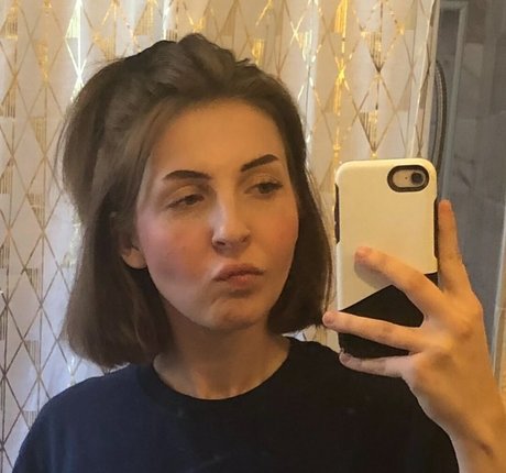 Megan Bitchell pornstar nude image