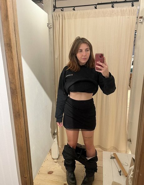 asian brunette onlyfans naked galleries