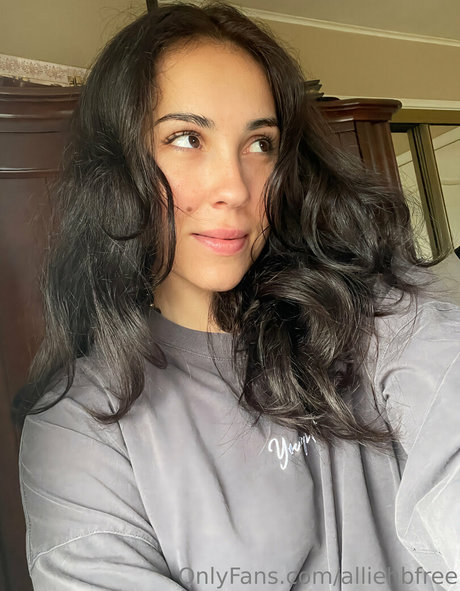 alliehbfree model pretty archive