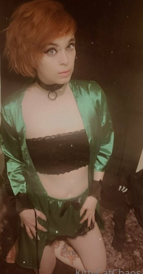 ladylolaria model adult pictures