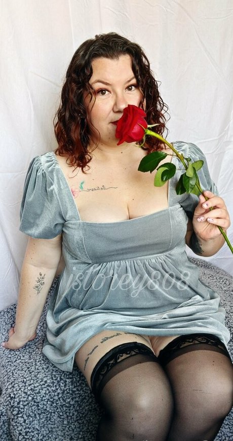 busty mature onlyfans pornos gallery