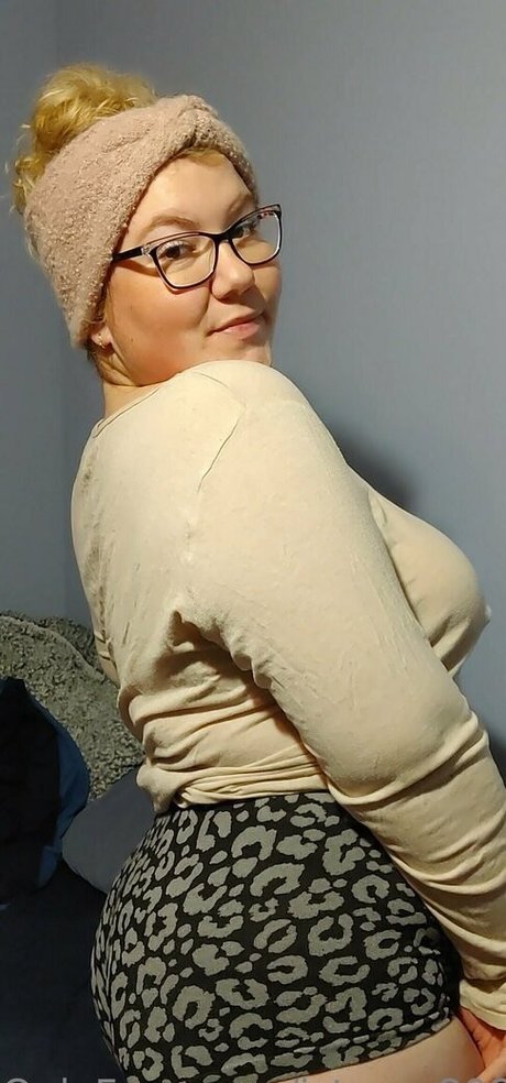 hairy teen pussy onlyfans porn img