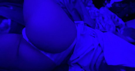 bambiiscorner star naked gallery