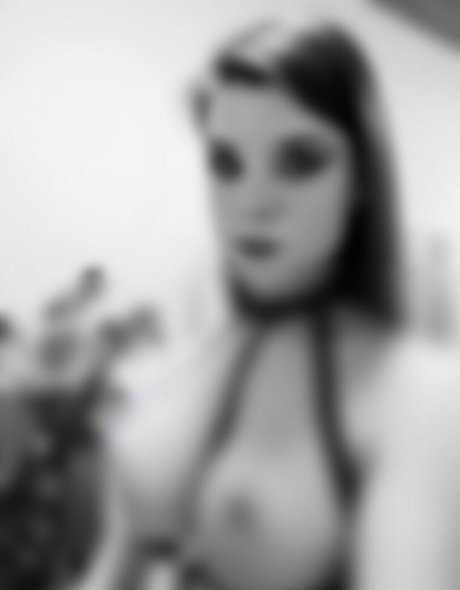 the ms violet rose star art photo