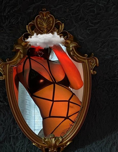 focusonme99 model art galleries