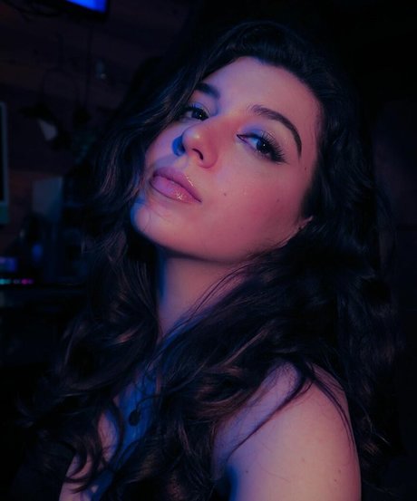 HannahBearsch xxx actress gallery