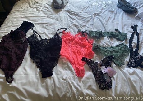 tsunamitongue16 hd actress gallery