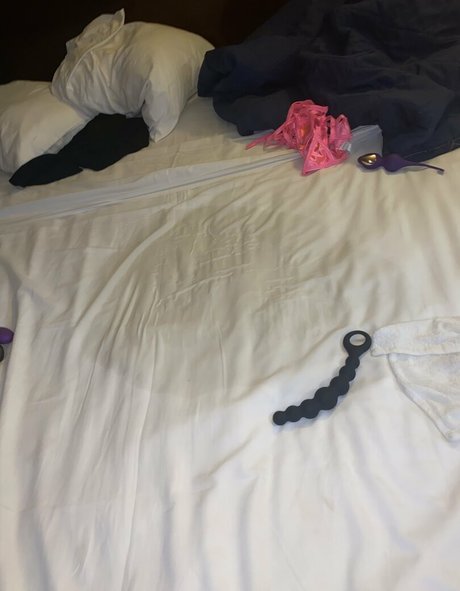 tsunamitongue16 xxx model archive