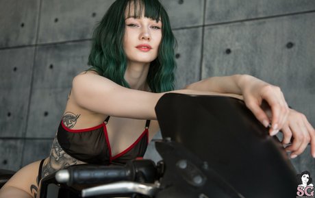 lisaberry sg nudes model pictures