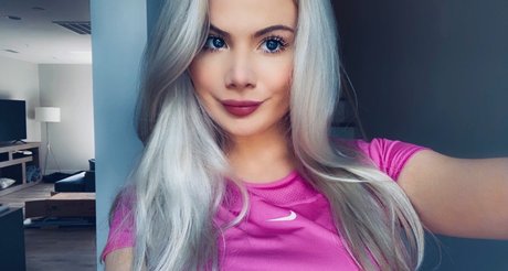 Riley Sinclair sexy model photos