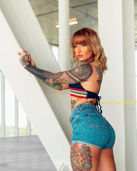 Vany Vicious star best pics