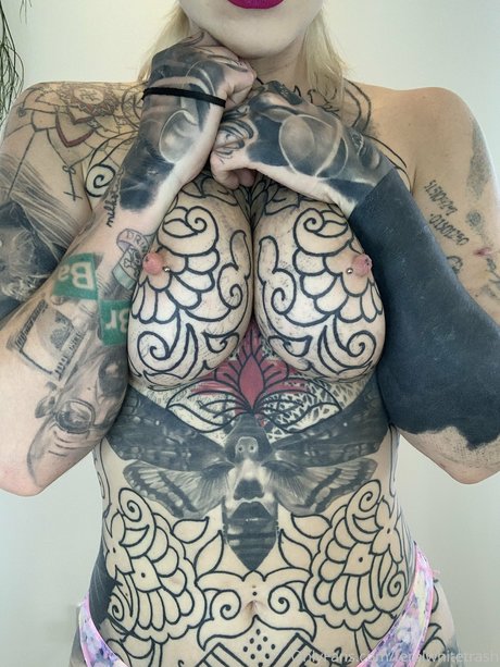 FeralWhiteTrash erotic actress pics