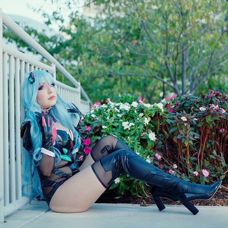 Kutie Kitten model nice pictures