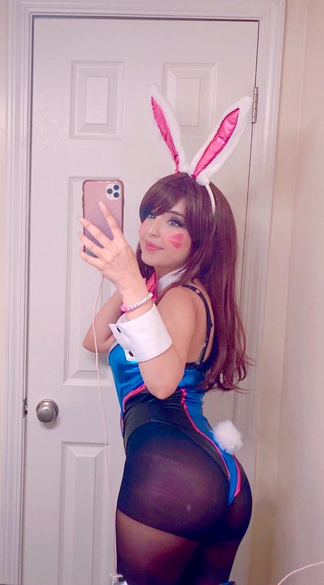 Kutie Kitten hot actress img