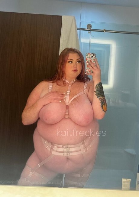 Kait Freckles top star pictures