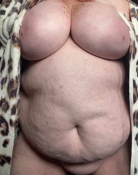 Kait Freckles star porn image