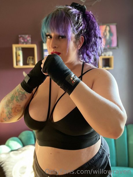 Willow Raven pornstar high quality galleries