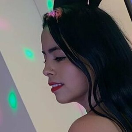 Nasly Solanyi perfect star images