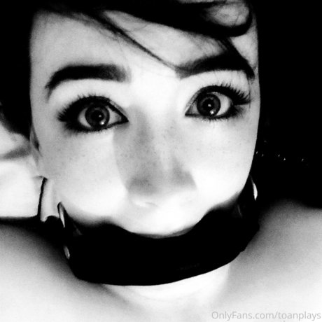 Toanplays sexy actress images