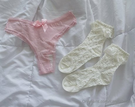 cannabunni3 erotic actress picture