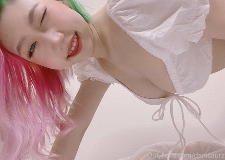 petite asian onlyfans erotic pics
