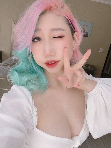 Danisaurz star erotic photo