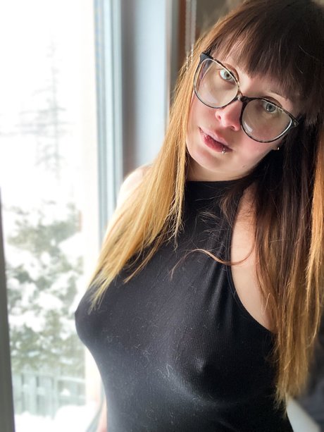 Ibiche nudes star image