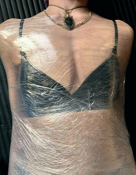 mother onlyfans free photo