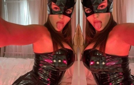 undressing onlyfans nude gallery