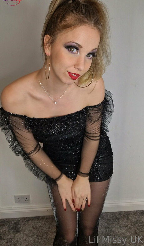 LiLMissyUK nude star img
