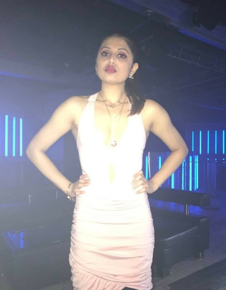 Extraperky nude pornstar picture