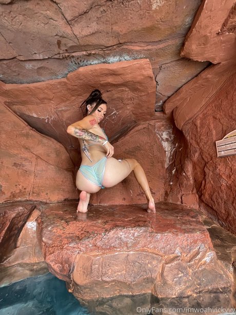 Woah Vicky top pornstar images