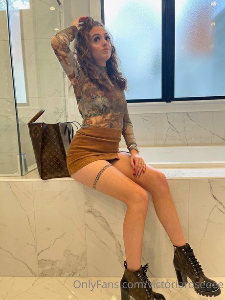 Woah Vicky Profile photo