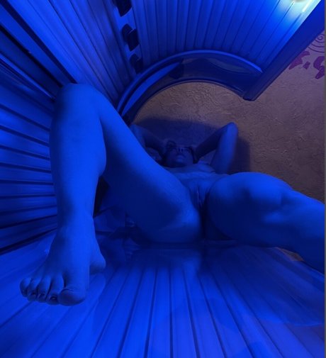 ReeMarie erotic model img