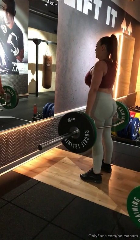 noirsahara model hd image