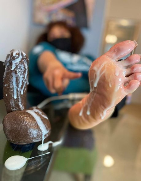 THEDCFOOTQUEEN star top archive