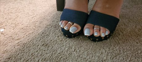 THEDCFOOTQUEEN exclusive pornstar image