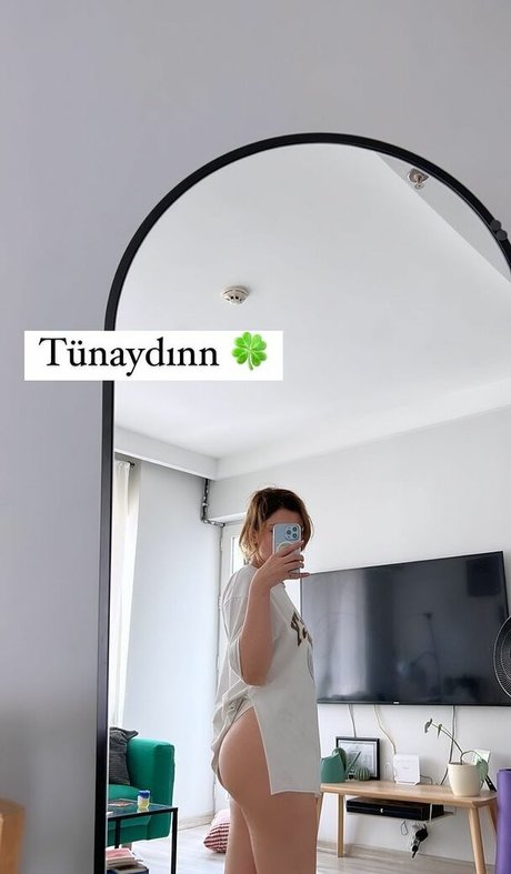 teen lesbian onlyfans pornographic photo