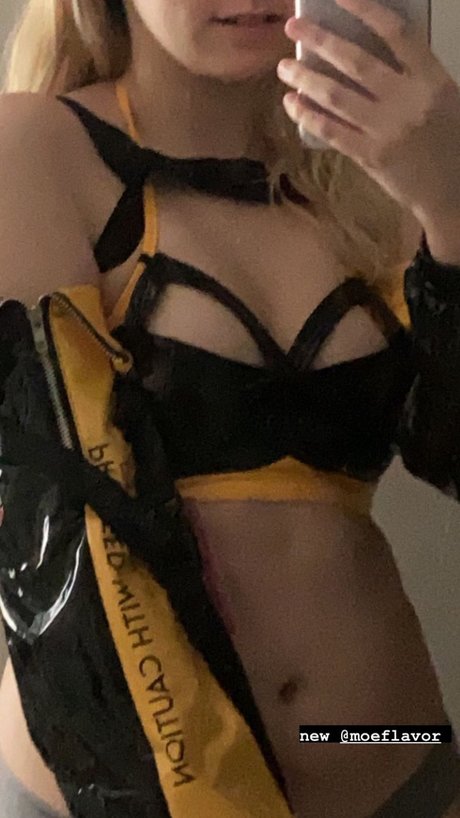 NuMetal Cowgirl model exclusive pics