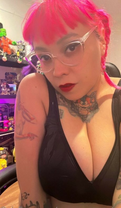 Pamonstruo model porn images