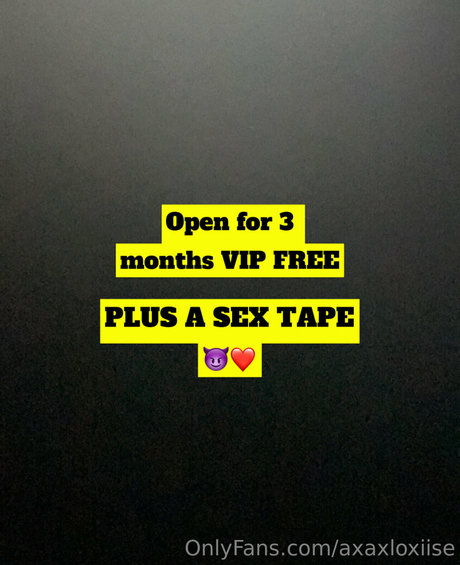 axaxloxiise nude star gallery