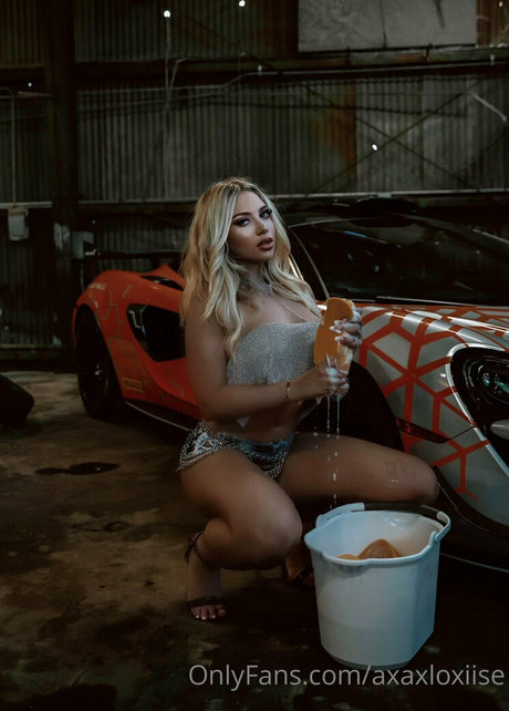 axaxloxiise star sex img